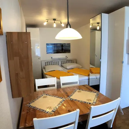 Vier Jahreszeiten 2-13 Daire *